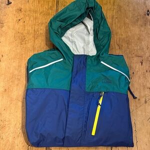 LL Bean hooded rain jacket size L 14-16